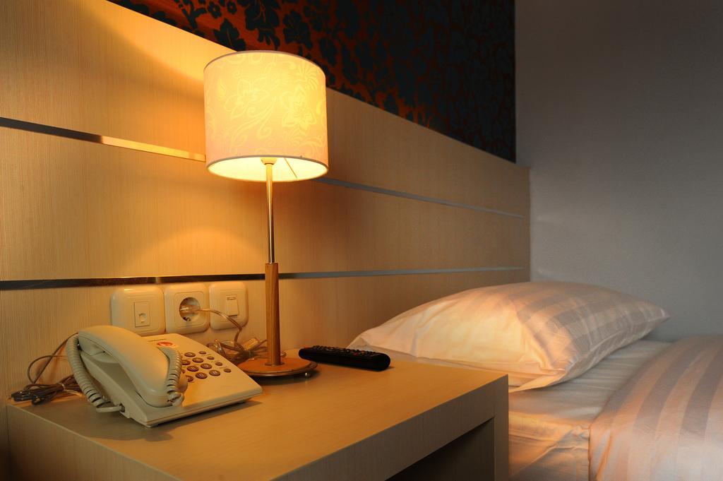Cordela Hotel Медан Екстер'єр фото