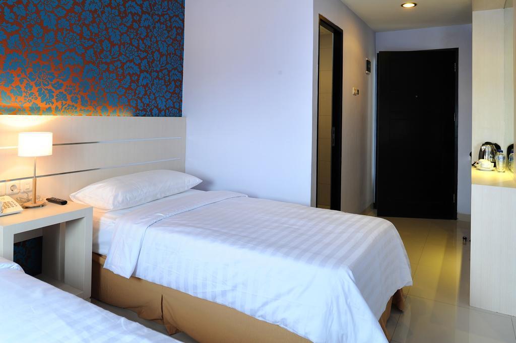 Cordela Hotel Медан Екстер'єр фото