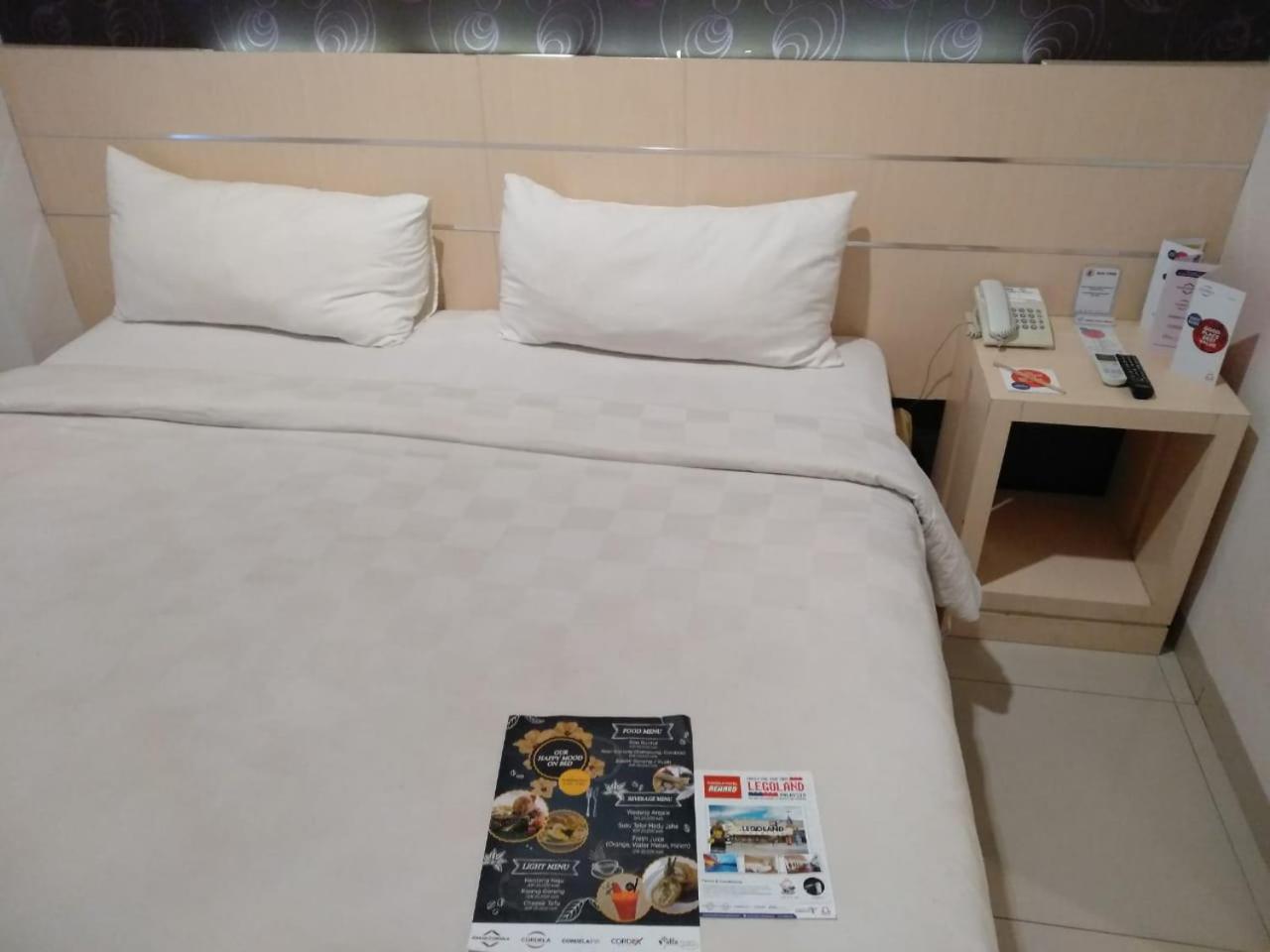 Cordela Hotel Медан Екстер'єр фото
